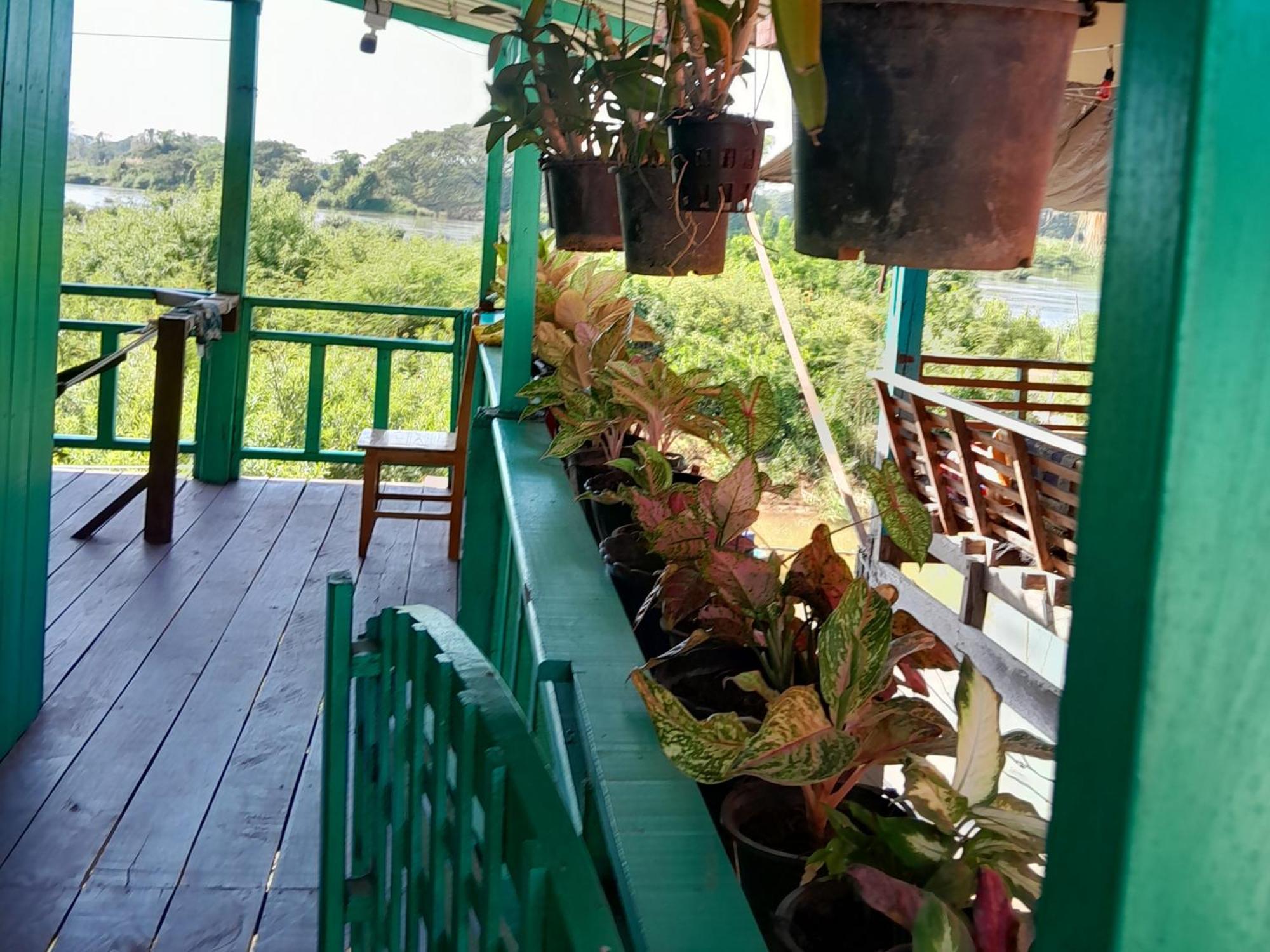 Sompong Sunset View Guest House Ban Dondét Esterno foto